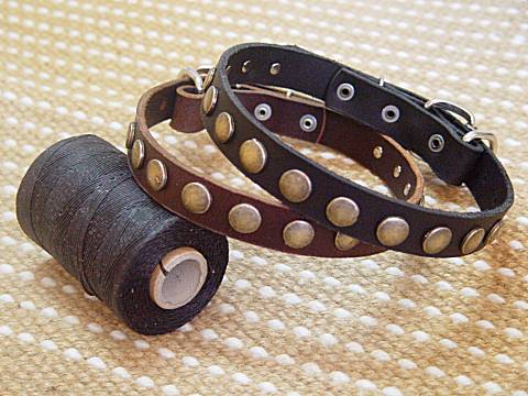Leather special dog collar with circle  for labrador