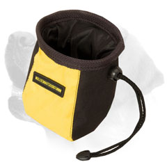 Labrador professional treat bag with pull-cord