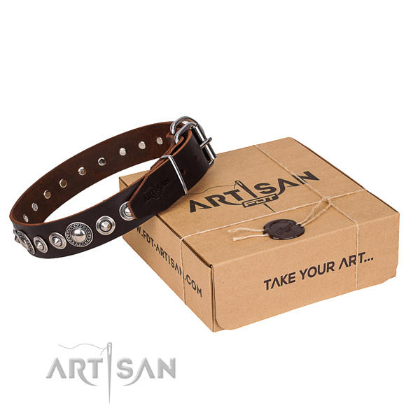 Fine quality genuine leather dog collar